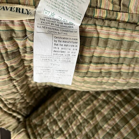 Waverly linen blend heirloom floral twin quilt - Picture 9 of 13